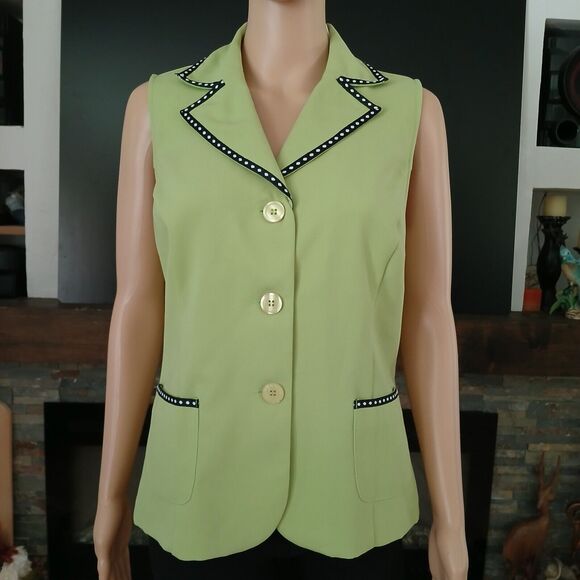 Sag Harbor Women's Size 8 Sleeveless Lime Green Button Up Collar Tank Blouse Top - Picture 3 of 9